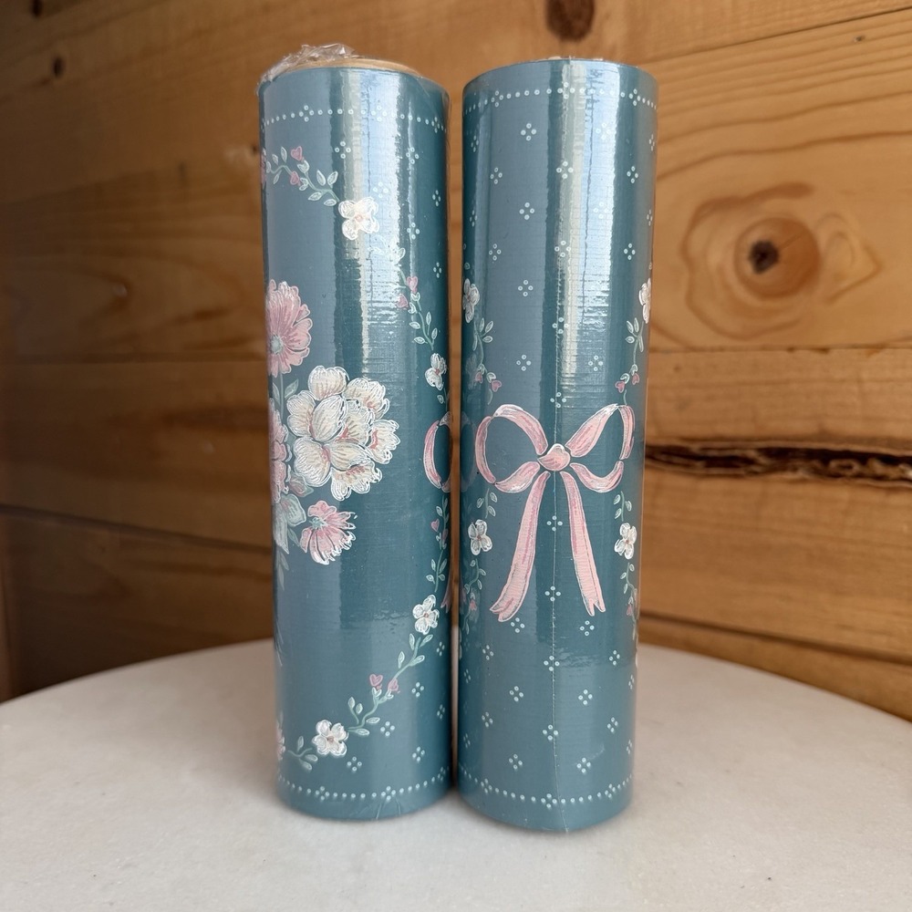 2 pack Village EASY UPS‎ Self-Adhesive WALLPAPER BORDERS Green Pink Floral Bows